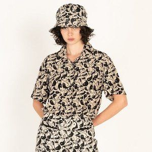 LOOKING FOR- Holiday The Label / Holiday by Emma Mulholland Yin Yang Bucket Hat
